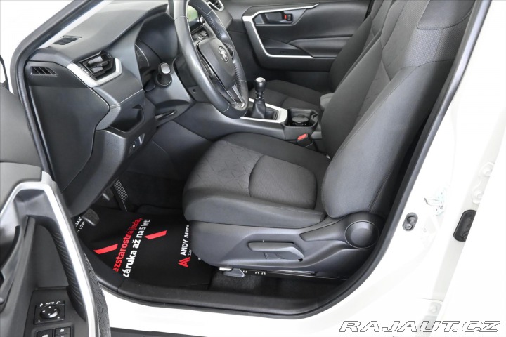 Toyota RAV4 2,0 VVT-iE 130kW NAVI Com 2021