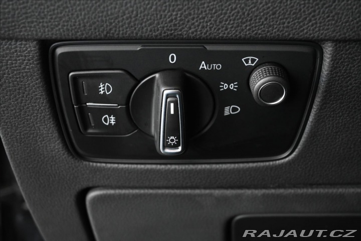 Volkswagen Passat 2,0 TDI 110 kW DSG ELEGAN 2020