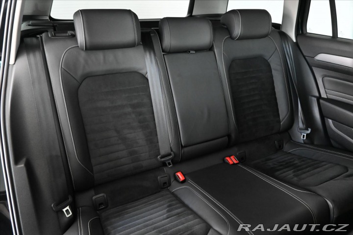 Volkswagen Passat 2,0 TDI 110 kW DSG ELEGAN 2020