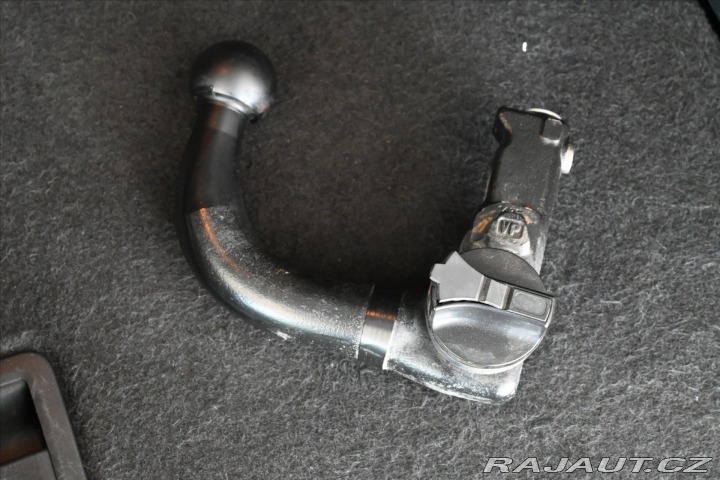 Volkswagen Passat 2,0 TDI 110 kW DSG ELEGAN 2020