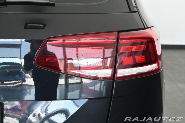 Volkswagen Passat 2,0 TDI 110 kW DSG ELEGAN 2020