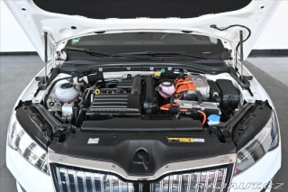 Škoda Superb 1,4 TSI iV 160kW DSG AMBI 2021