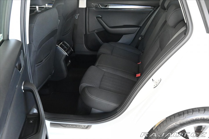 Škoda Superb 2,0 TDi 110kW DSG Style Z 2022