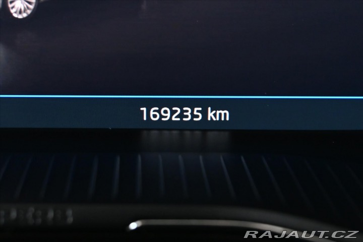 Škoda Superb 2,0 TDI 110 kW DSG Style 2022