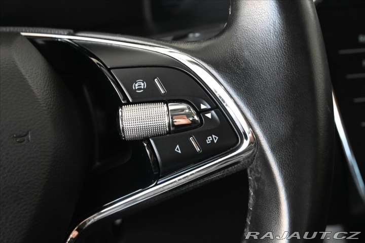 Škoda Superb 2,0 TDI 110 kW DSG Style 2022