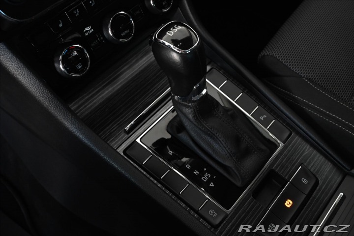 Škoda Superb 2,0 TDI 110 kW DSG Style 2022