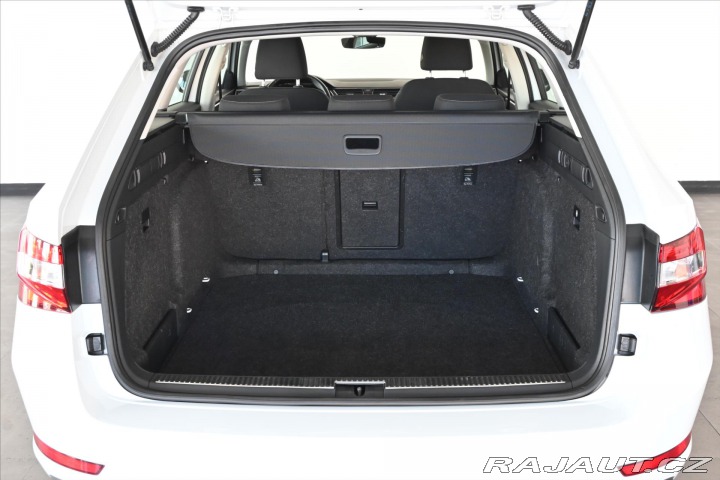 Škoda Superb 2,0 TDI 110 kW DSG Style 2022