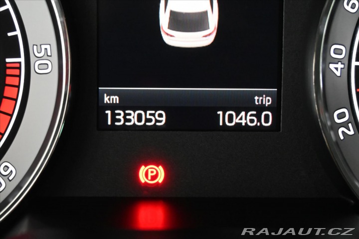 Škoda Superb 2,0 TDI 110 kW DSG Style 2021