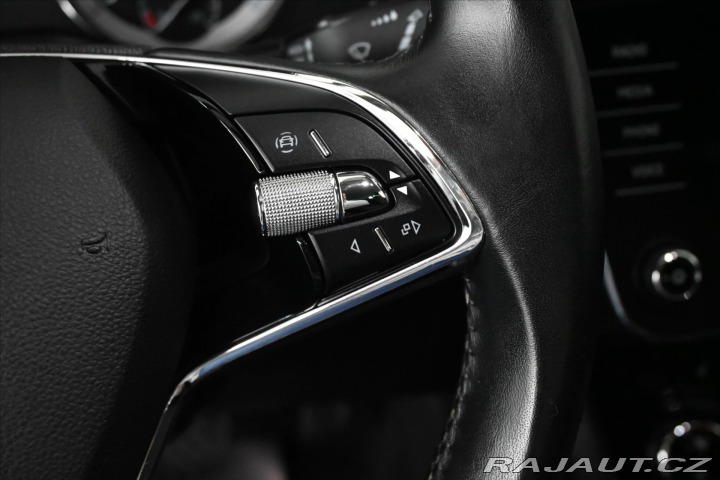 Škoda Superb 2,0 TDI 110 kW DSG Style 2021