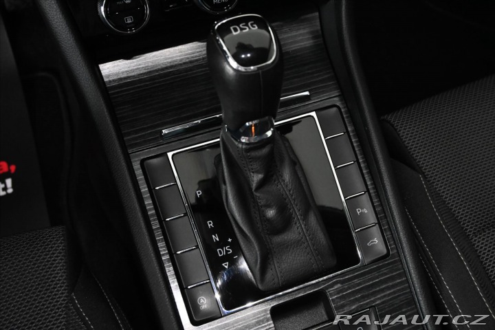 Škoda Superb 2,0 TDI 110 kW*DSG*STYLE* 2021