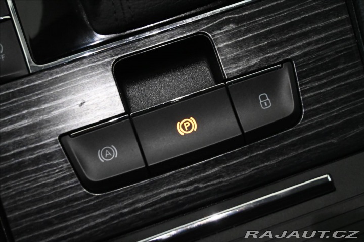 Škoda Superb 2,0 TDI 110 kW*DSG*STYLE* 2021