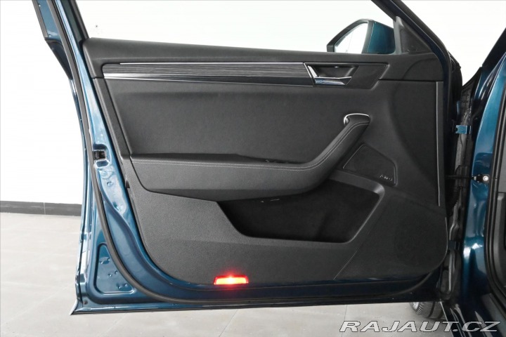 Škoda Superb 2,0 TDI 110 kW*DSG*STYLE* 2021