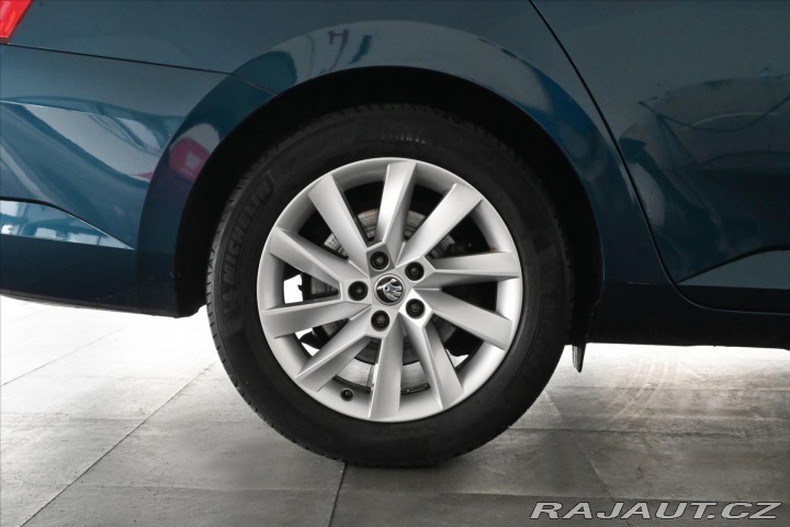 Škoda Superb 2,0 TDI 110 kW DSG Style 2021