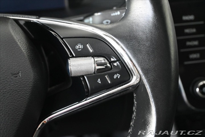 Škoda Superb 2,0 TDi 110kW DSG Style Z 2022