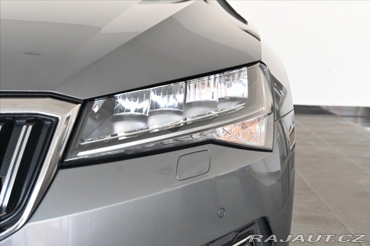 Škoda Superb 2,0 TDI 110 kW DSG Style 2022