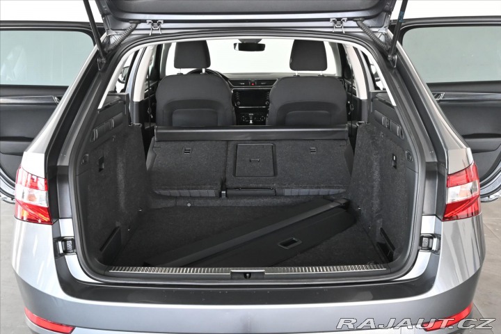 Škoda Superb 2,0 TDI 110 kW DSG Style 2022