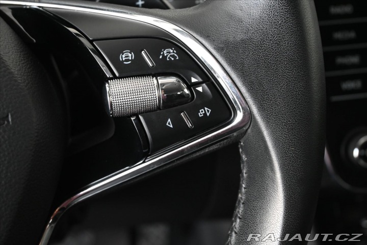 Škoda Superb 2,0 TDI 110 kW DSG STYLE 2021