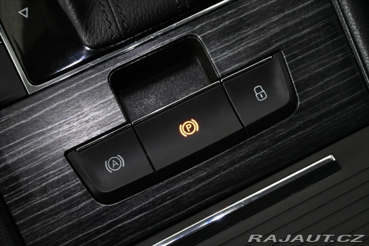 Škoda Superb 2,0 TDi 110kW DSG Style Z 2023