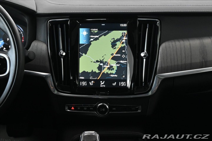 Volvo S90 2,0 B4 145 kW AT/8 INSCRI 2021