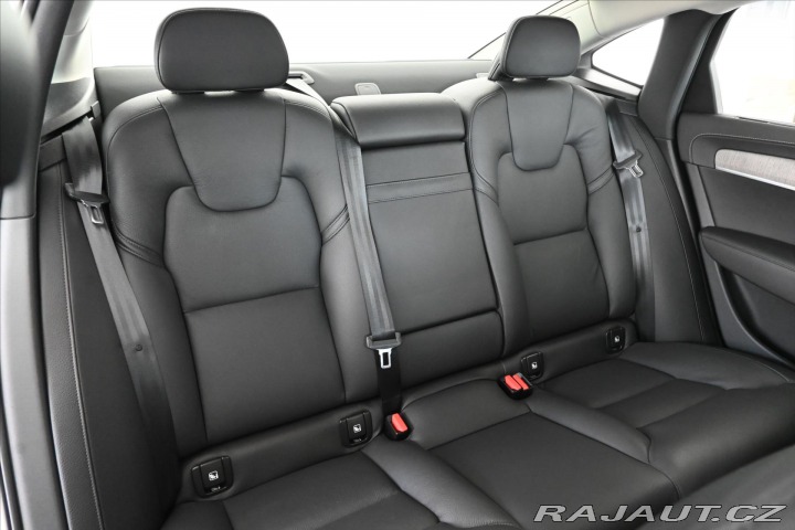 Volvo S90 2,0 B4 145 kW AT/8 INSCRI 2021