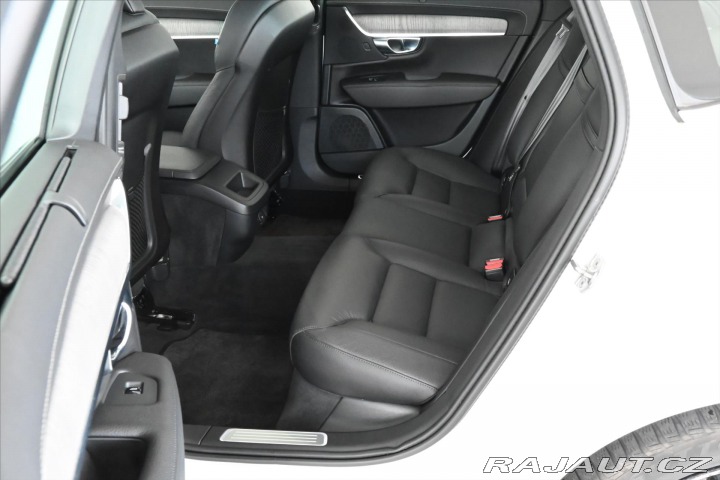 Volvo S90 2,0 B4 145 kW AT8 Inscrip 2021