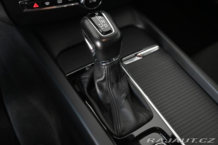 Volvo V60 2,0 D4 140 kW 4x4 AT8 Cro 2019