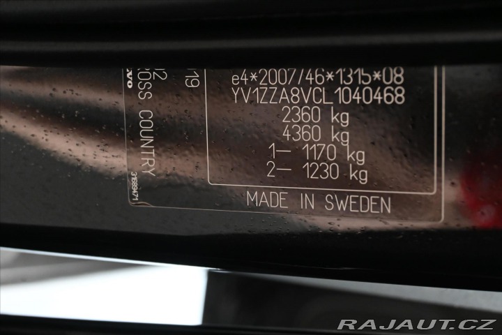 Volvo V60 2,0 D4 140kW 4x4 AT8 Cros 2019