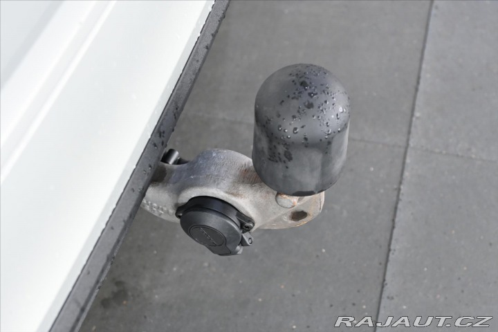 Volvo V60 2,0 B4 MHEV 145kW AT8*Mom 2022