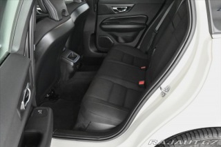 Volvo V60 2,0 B4 MHEV 145kW AT8*Mom 2022