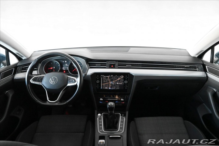 Volkswagen Passat 1,5 TSI 110 KW BUSINESS Z 2021