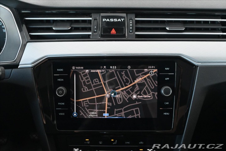 Volkswagen Passat 1,5 TSI 110 KW BUSINESS Z 2021