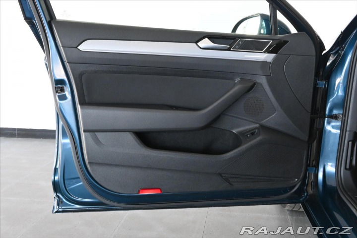 Volkswagen Passat 1,5 TSI 110 KW BUSINESS Z 2021