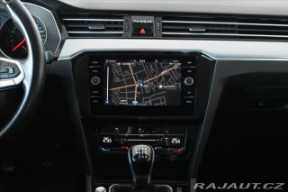 Volkswagen Passat 1,5 TSI 110 KW BUSINESS Z 2021