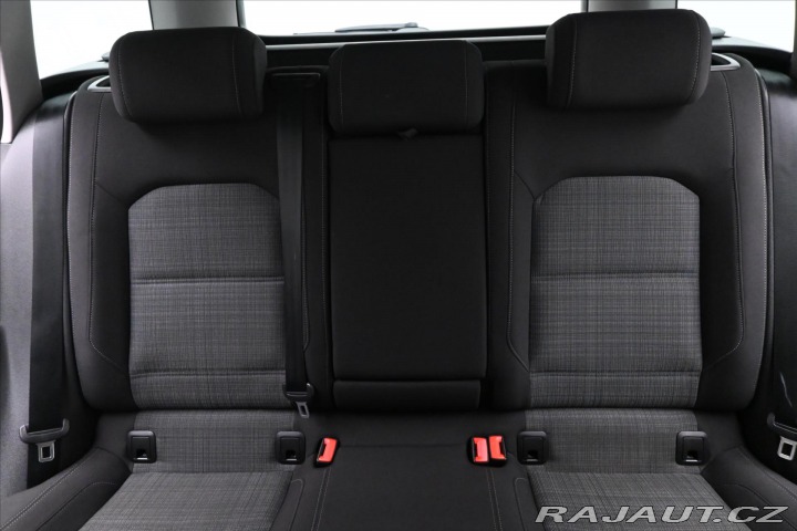 Volkswagen Passat 2,0 TDI 90kW Business DSG 2021