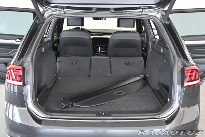 Volkswagen Passat 2,0 TDI 147 kW DSG ELEGAN 2020