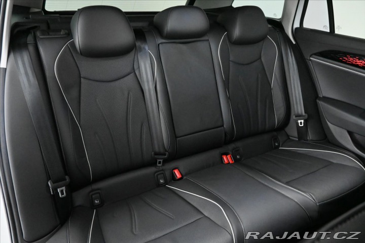 Volkswagen Passat 2,0 TDi 110 kW*DSG*ELEGAN 2024