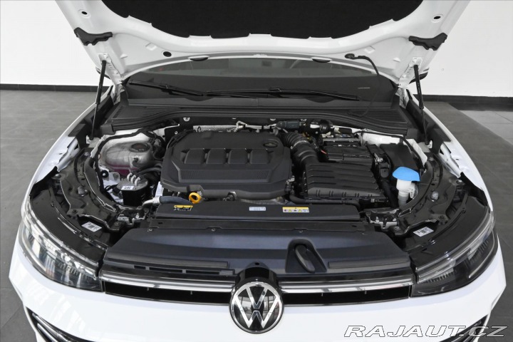 Volkswagen Passat 2,0 TDi 110 kW*DSG*ELEGAN 2024