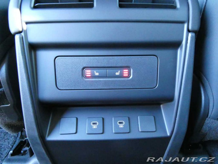 Land Rover Defender 110 3,0 X-Dynamic SE D200 2025