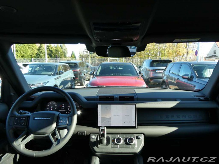 Land Rover Defender 110 3,0 X-Dynamic SE D200 2025