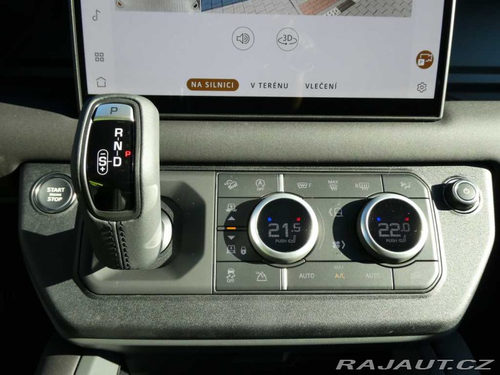 Land Rover Defender 110 3,0 X-Dynamic SE D200 2026