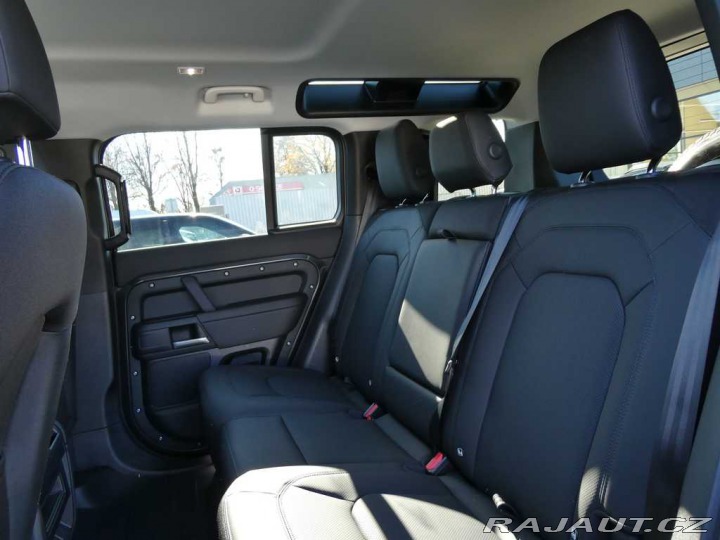 Land Rover Defender 110 3,0 S D200 2026