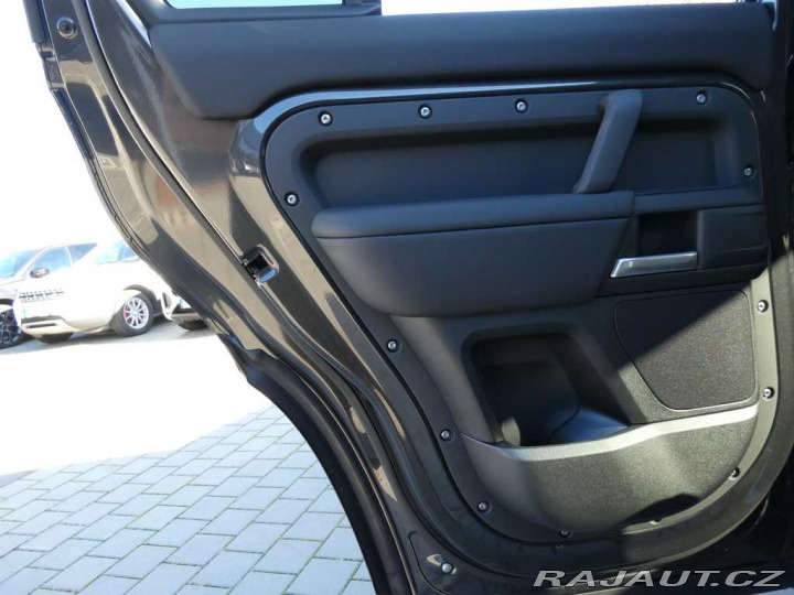 Land Rover Defender 110 3,0 S D200 2026