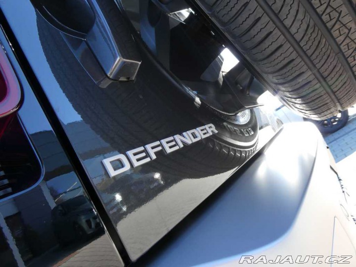 Land Rover Defender 110 3,0 S D200 2026