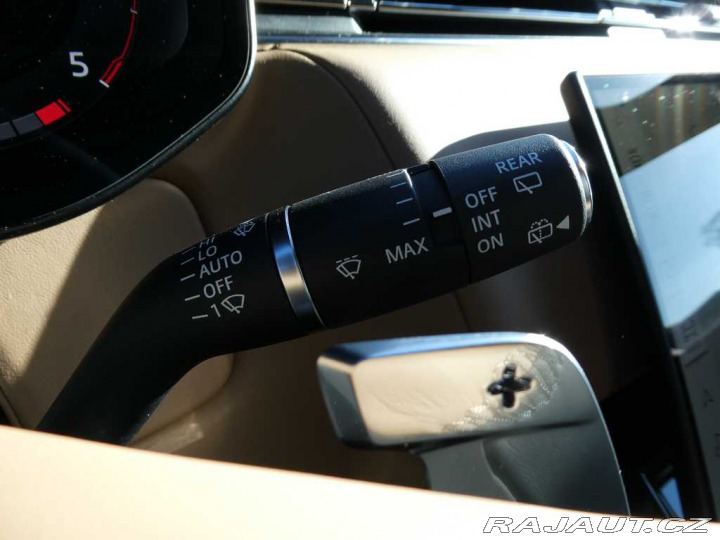 Land Rover Range Rover Sport Dynamic SE D300 2025