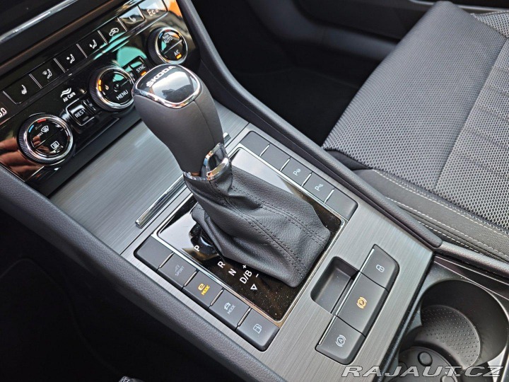 Škoda Superb iV 1.4 TSi Style 160kW no 2024