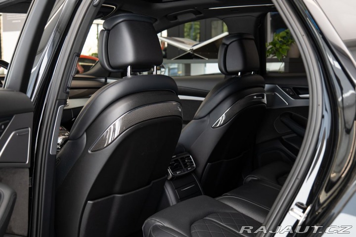 Audi S8  2016
