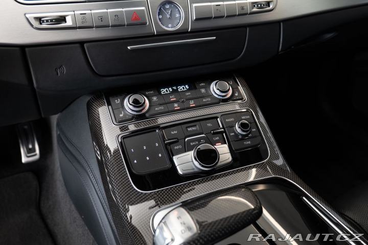 Audi S8  2016