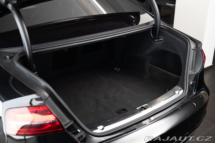 Audi S8  2016
