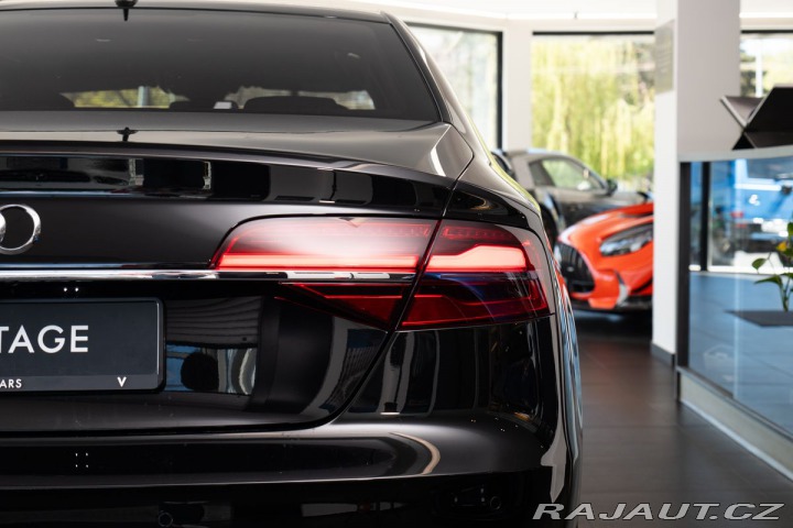 Audi S8  2016