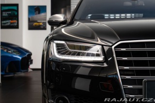 Audi S8  2016